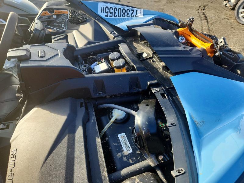 CAN-AM MAVERICK 2025