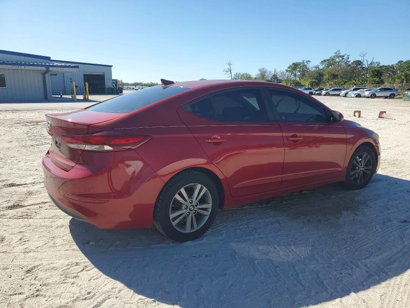 Фото 3 - HYUNDAI ELANTRA