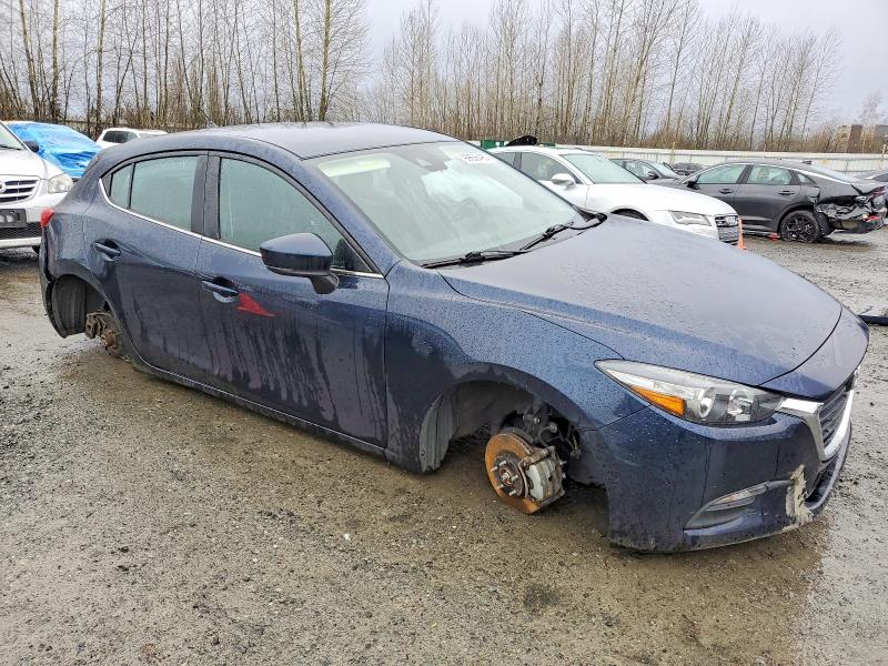 Фото 4 - MAZDA 3