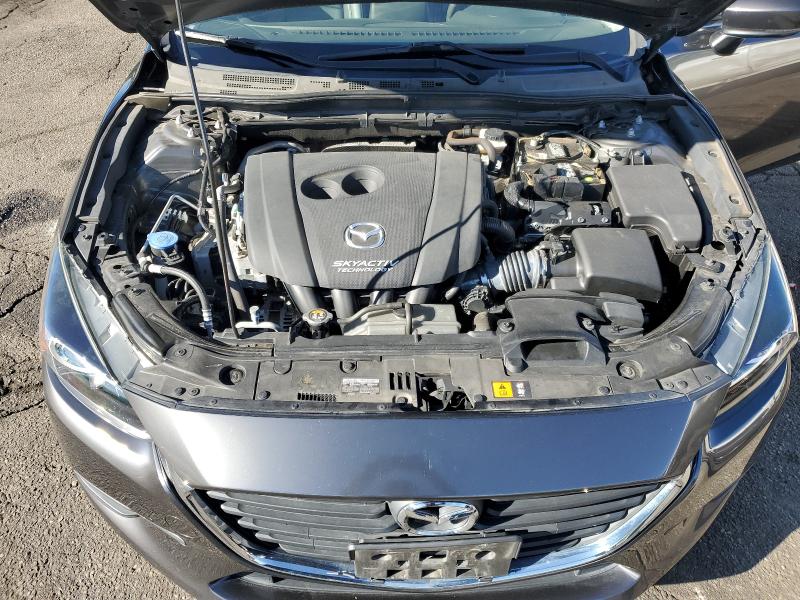 Фото 11 - MAZDA 3