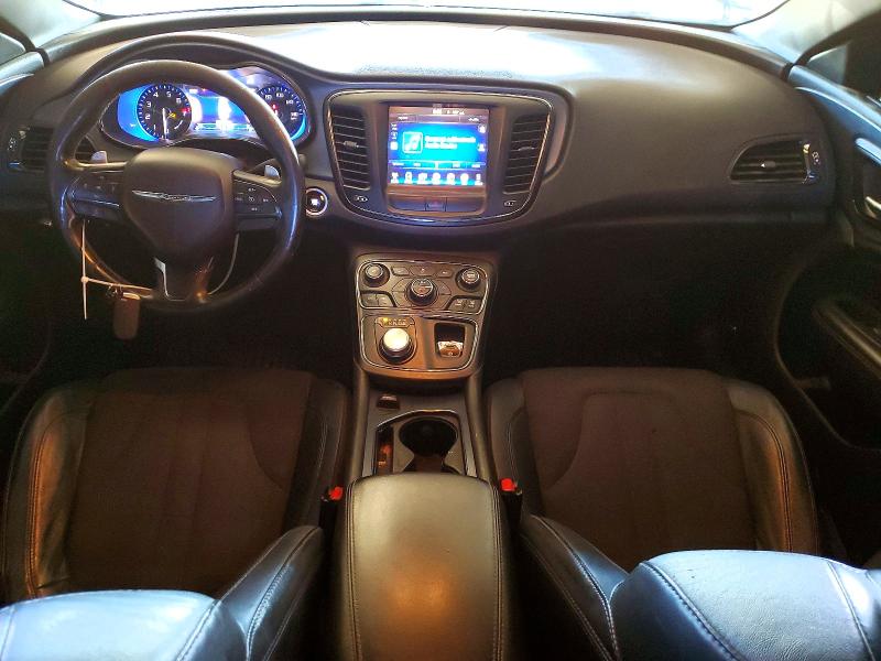 Фото 8 - CHRYSLER 200