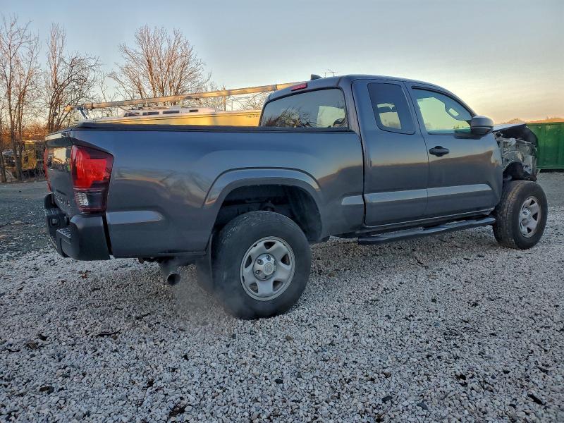 Фото 3 - TOYOTA TACOMA