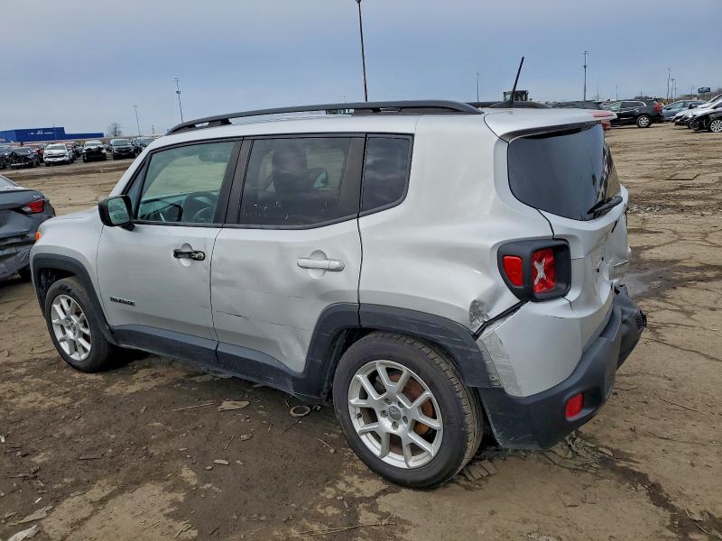 Фото 2 - JEEP RENEGADE