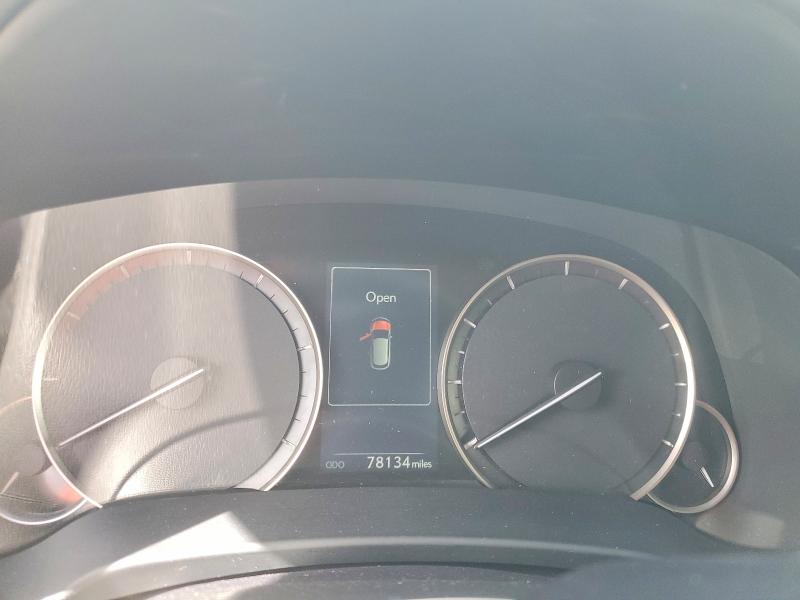 Фото 9 - LEXUS RX350