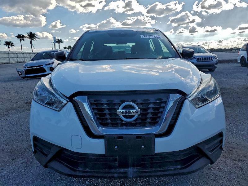 Фото 5 - NISSAN KICKS