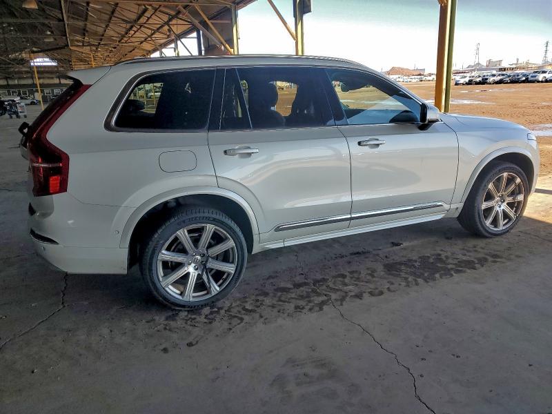 Фото 3 - VOLVO XC90