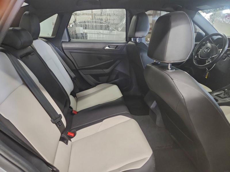 Фото 10 - VOLKSWAGEN JETTA