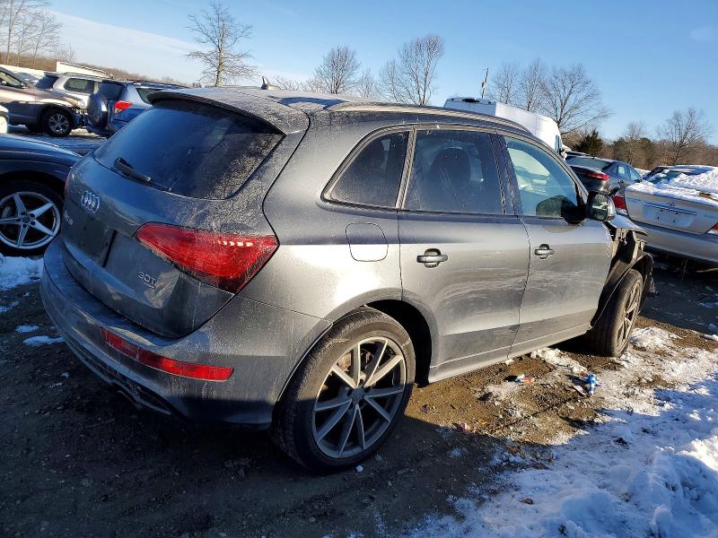 Фото 3 - AUDI Q5