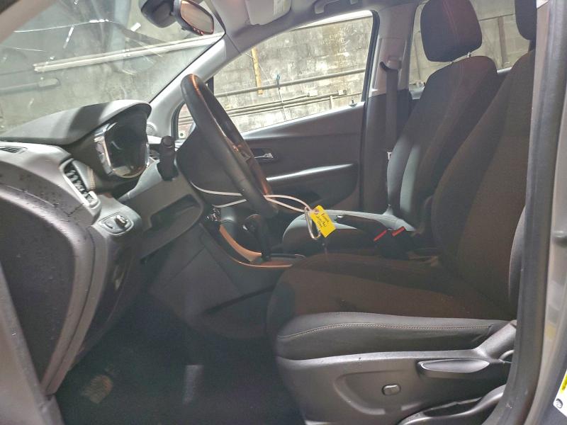 Фото 7 - CHEVROLET TRAX