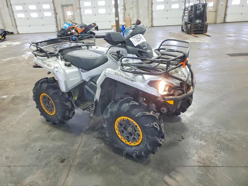 CAN-AM OUTLANDER 2020