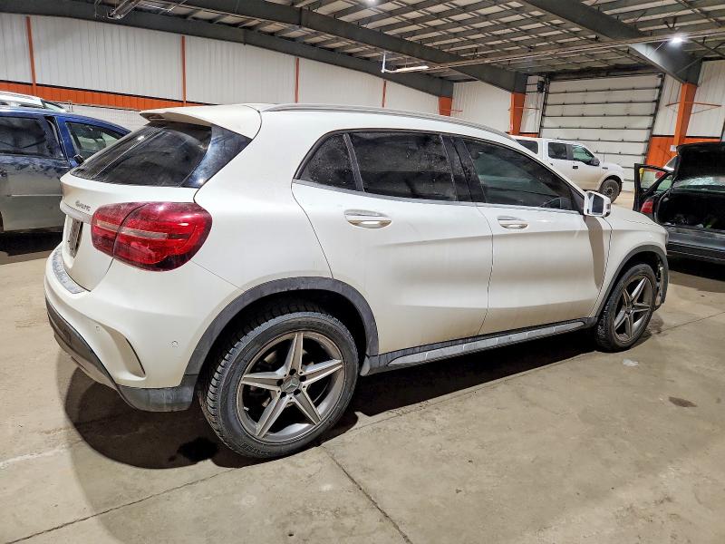 Фото 3 - MERCEDES-BENZ GLA-CLASS