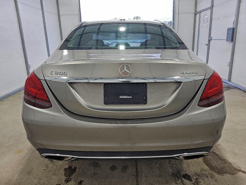 Фото 6 - MERCEDES-BENZ C-CLASS