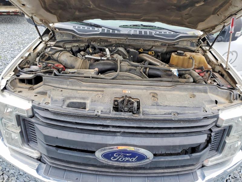 Фото 12 - FORD F550