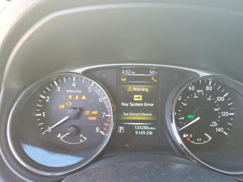 Фото 9 - NISSAN ROGUE