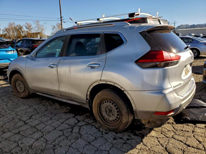 Фото 2 - NISSAN ROGUE