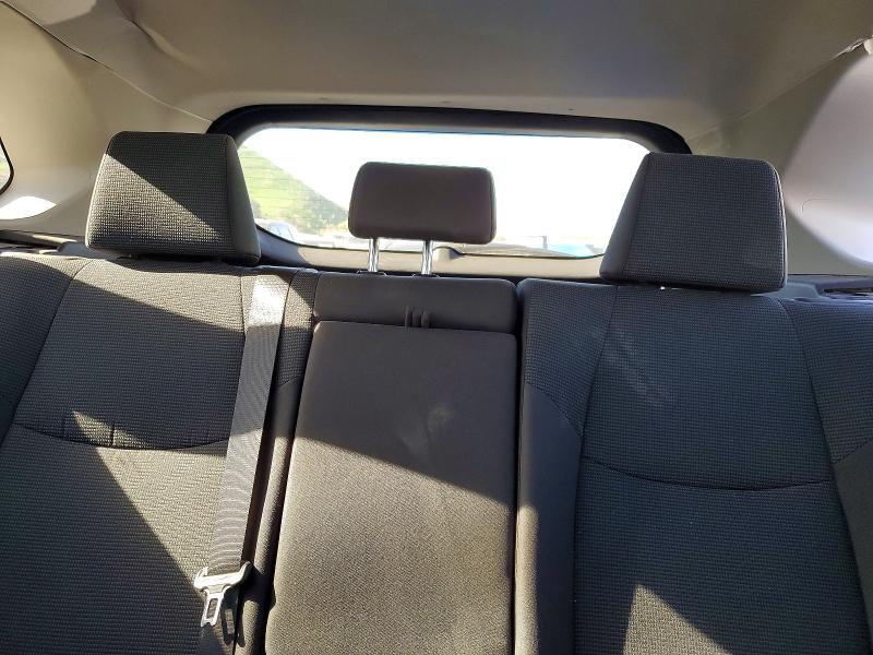 Фото 10 - TOYOTA RAV4