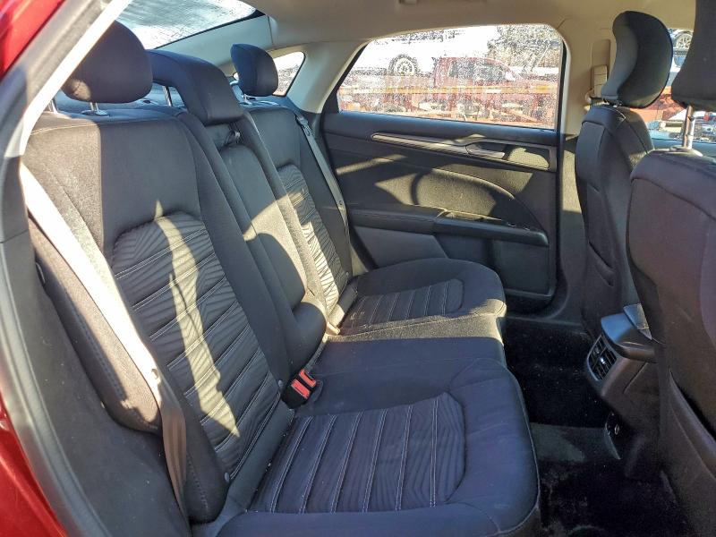 Фото 10 - FORD FUSION