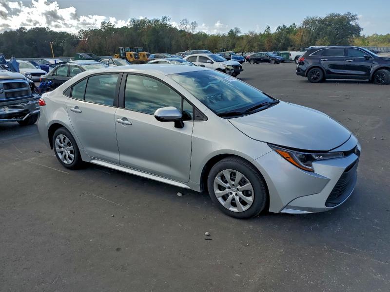 Фото 4 - TOYOTA COROLLA