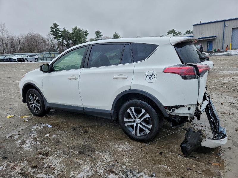 Фото 2 - TOYOTA RAV4