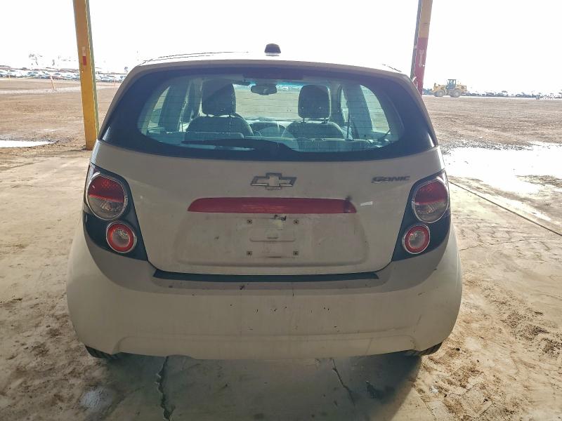 Фото 6 - CHEVROLET SONIC