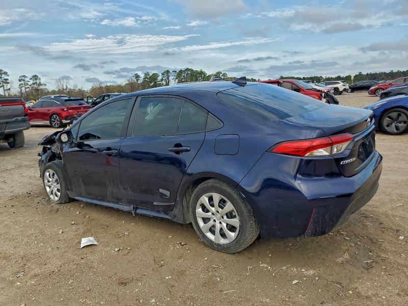 Фото 2 - TOYOTA COROLLA