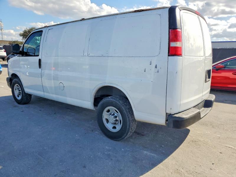 Фото 2 - CHEVROLET EXPRESS