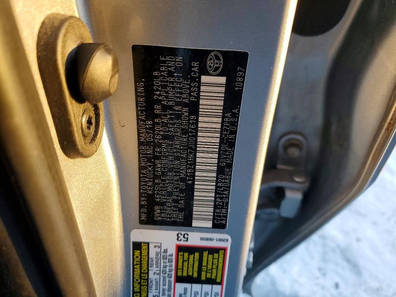 Фото 12 - TOYOTA CAMRY