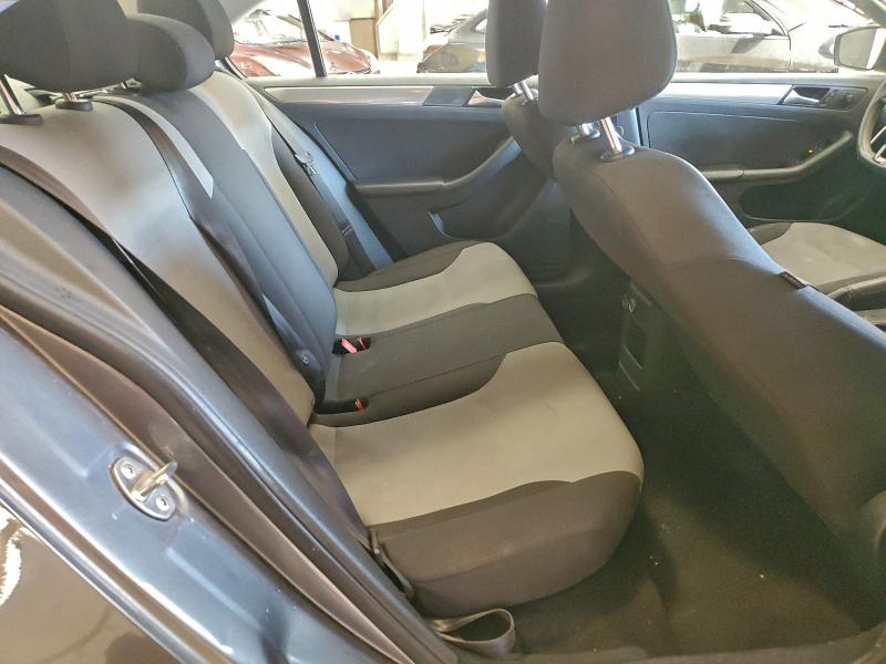 Фото 10 - VOLKSWAGEN JETTA