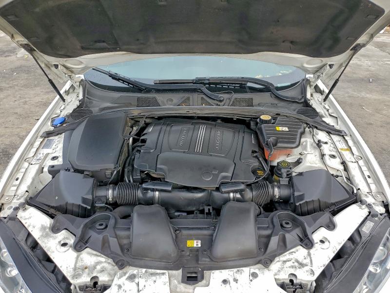 Фото 11 - JAGUAR XF