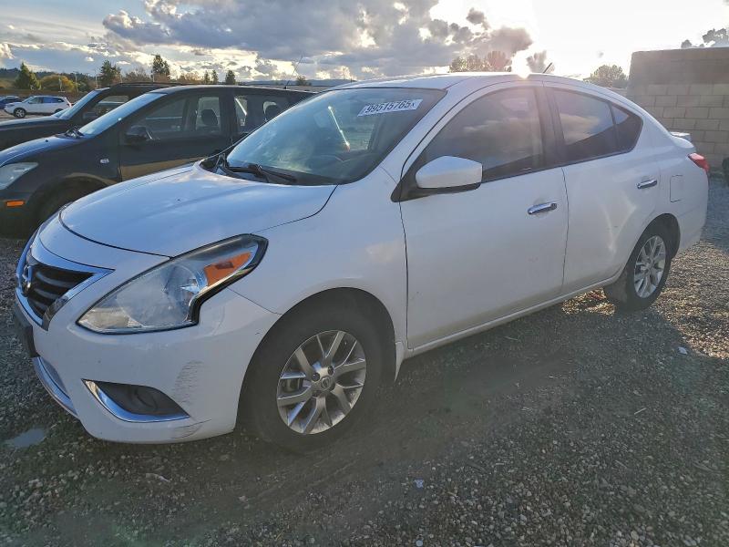 Фото 1 - NISSAN VERSA