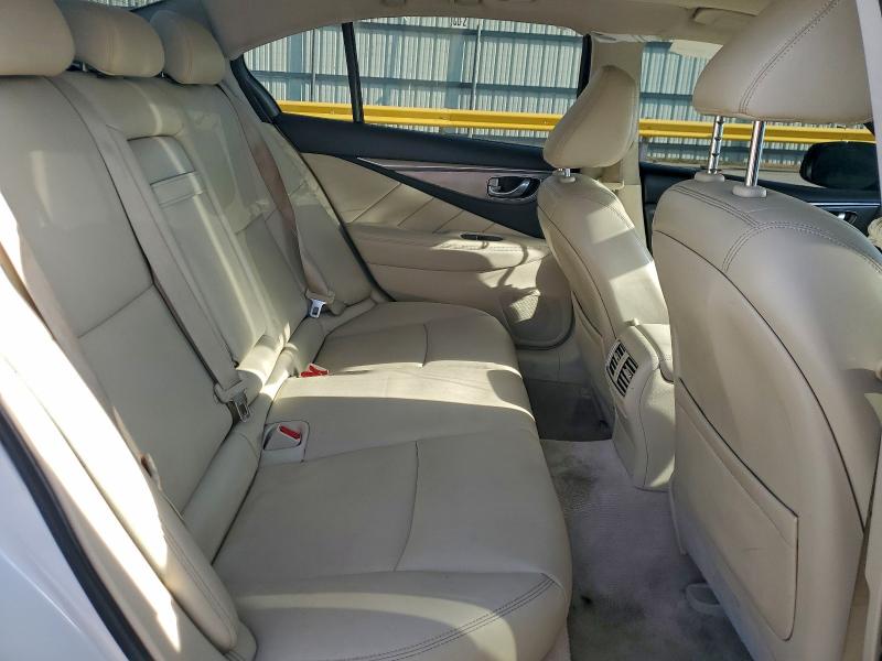 Фото 10 - INFINITI Q50