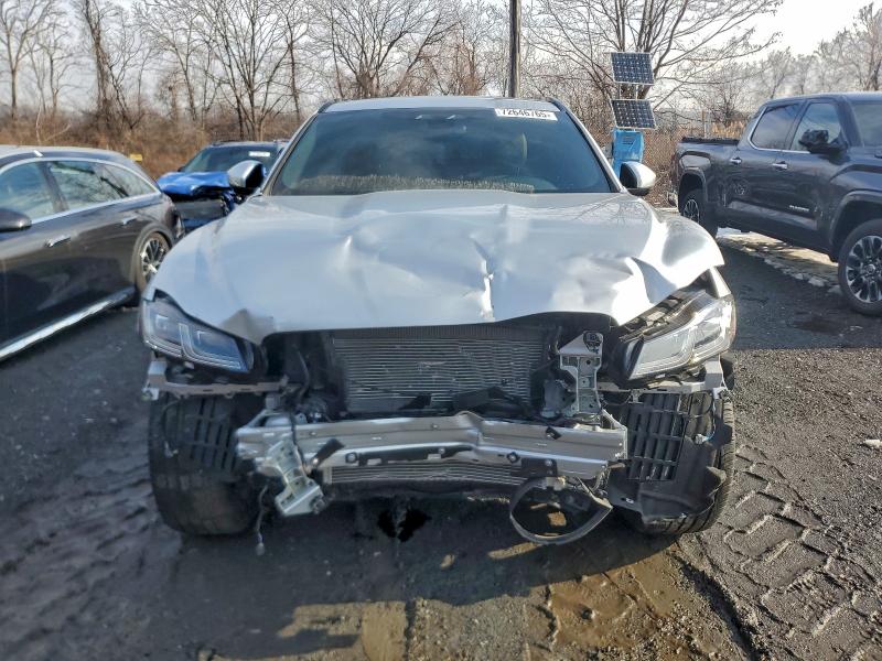 Фото 5 - JAGUAR F-PACE