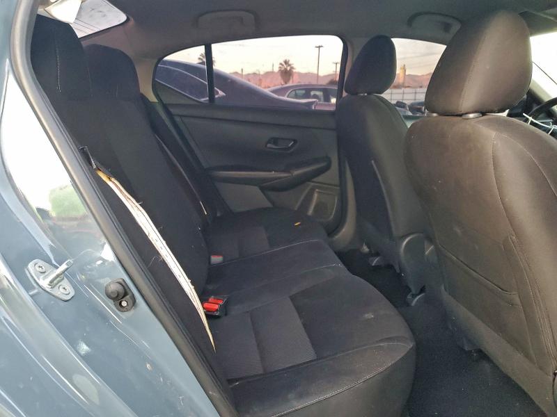 Фото 10 - NISSAN SENTRA