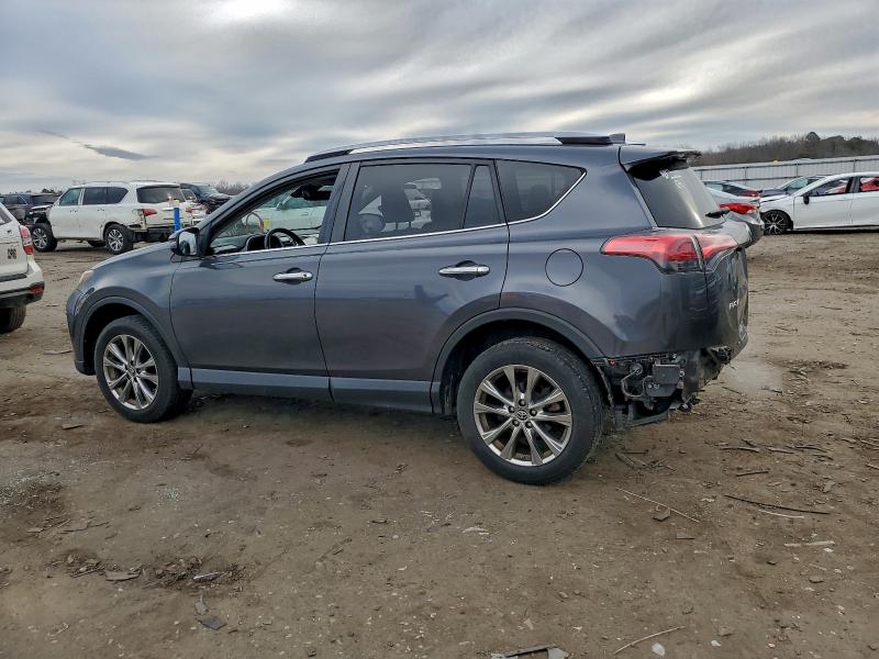 Фото 2 - TOYOTA RAV4
