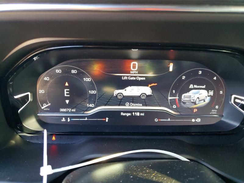 Фото 9 - GMC YUKON