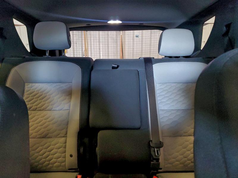 Фото 10 - CHEVROLET EQUINOX