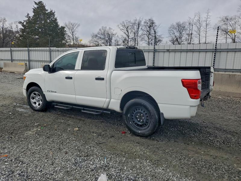 Фото 2 - NISSAN TITAN