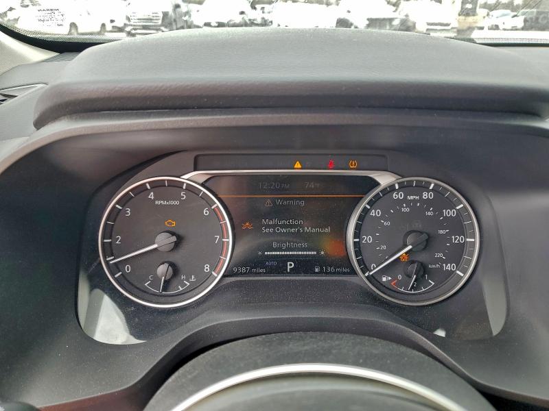 Фото 9 - NISSAN ROGUE