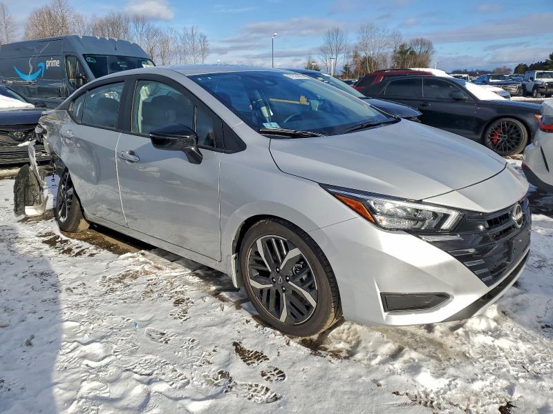 Фото 4 - NISSAN VERSA