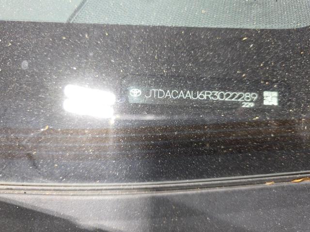 Фото 10 - TOYOTA PRIUS