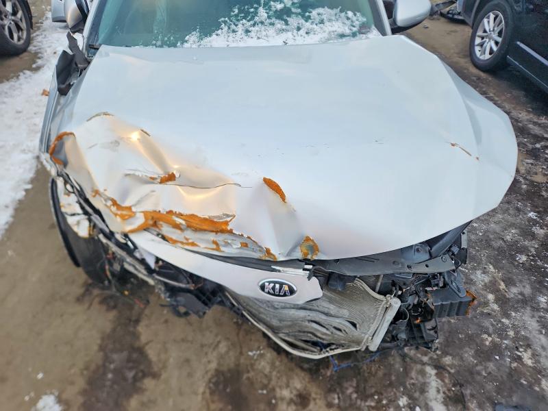 Фото 11 - KIA OPTIMA