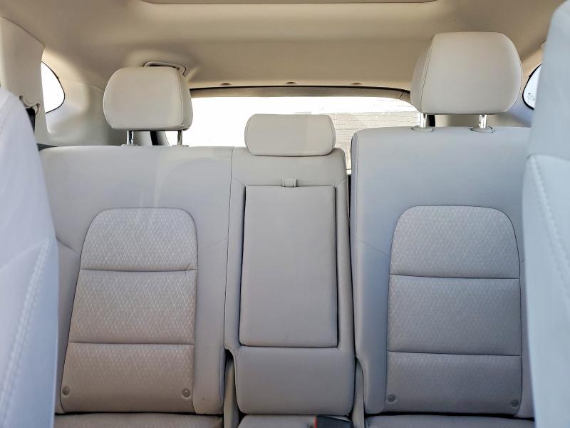 Фото 10 - HYUNDAI TUCSON