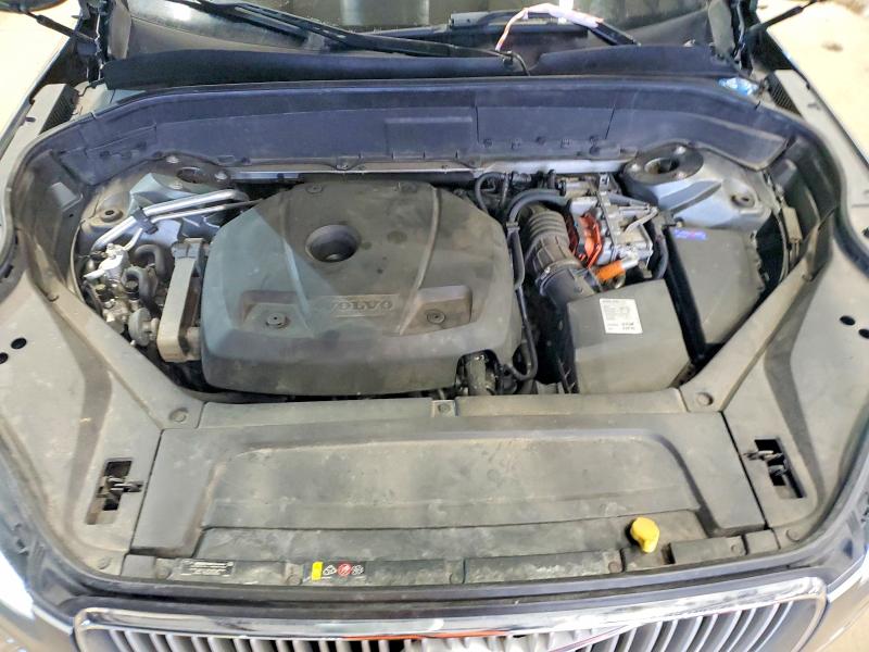 Фото 12 - VOLVO XC90