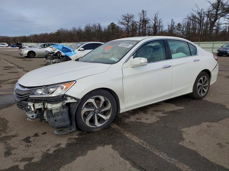 Фото 1 - HONDA ACCORD