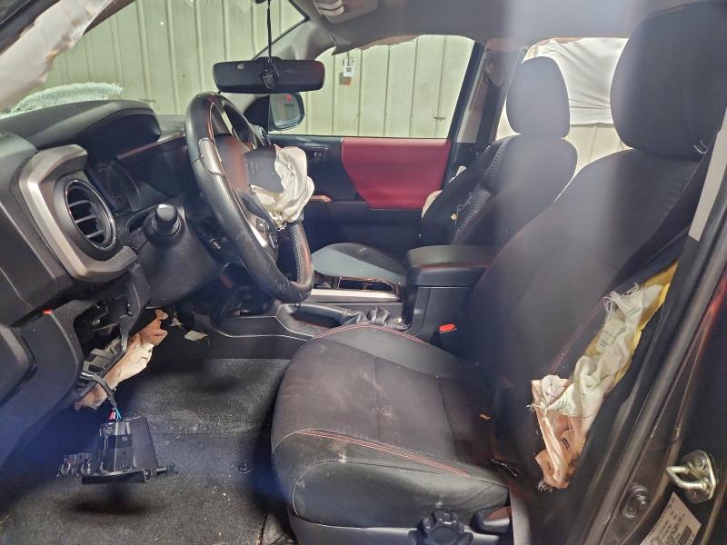 Фото 7 - TOYOTA TACOMA