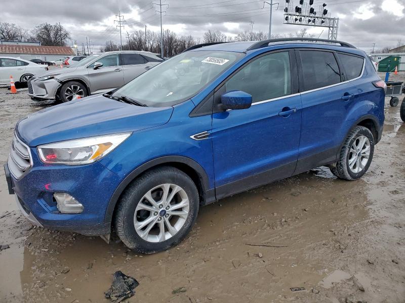 Фото 1 - FORD ESCAPE