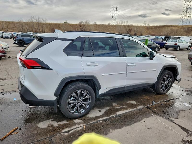 Фото 3 - TOYOTA RAV4