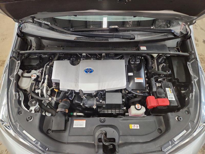 Фото 11 - TOYOTA PRIUS