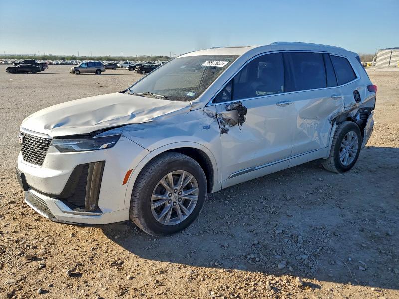 Фото 1 - CADILLAC XT6