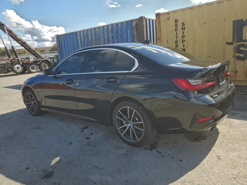 Фото 2 - BMW 3 SERIES